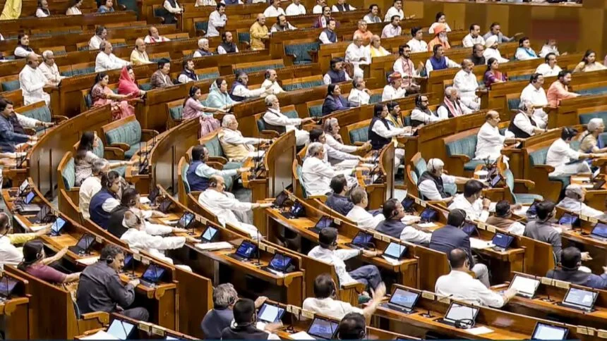मानसून सत्र से पहले विपक्ष का शक्ति प्रदर्शन, कई मुद्दों पर सरकार को घेरने की रणनीति तैयार