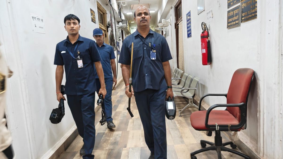पटना में धमकी भरे ईमेल से मचा हड़कंप, सुरक्षा एजेंसियां एक्शन में