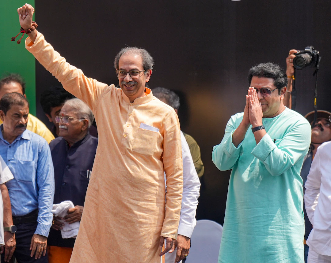 उद्धव ने CEC ज्ञानेश कुमार को बताया BJP का ‘हथियार’ SIR के खिलाफ एक मंच पर आए ठाकरे बंधु