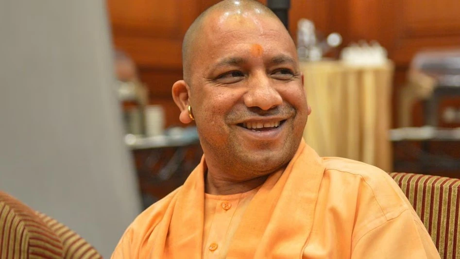 बरेली में CM योगी की दंगाइयों को चेतावनी, बोले- दंगा किया तो बाप-दादा की कमाई भी चली जाएगी